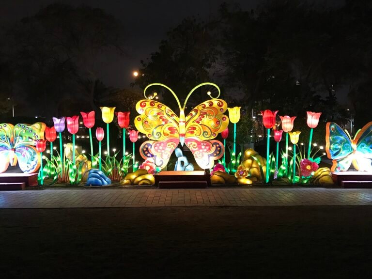 Dubai Garden Glow — photo 3